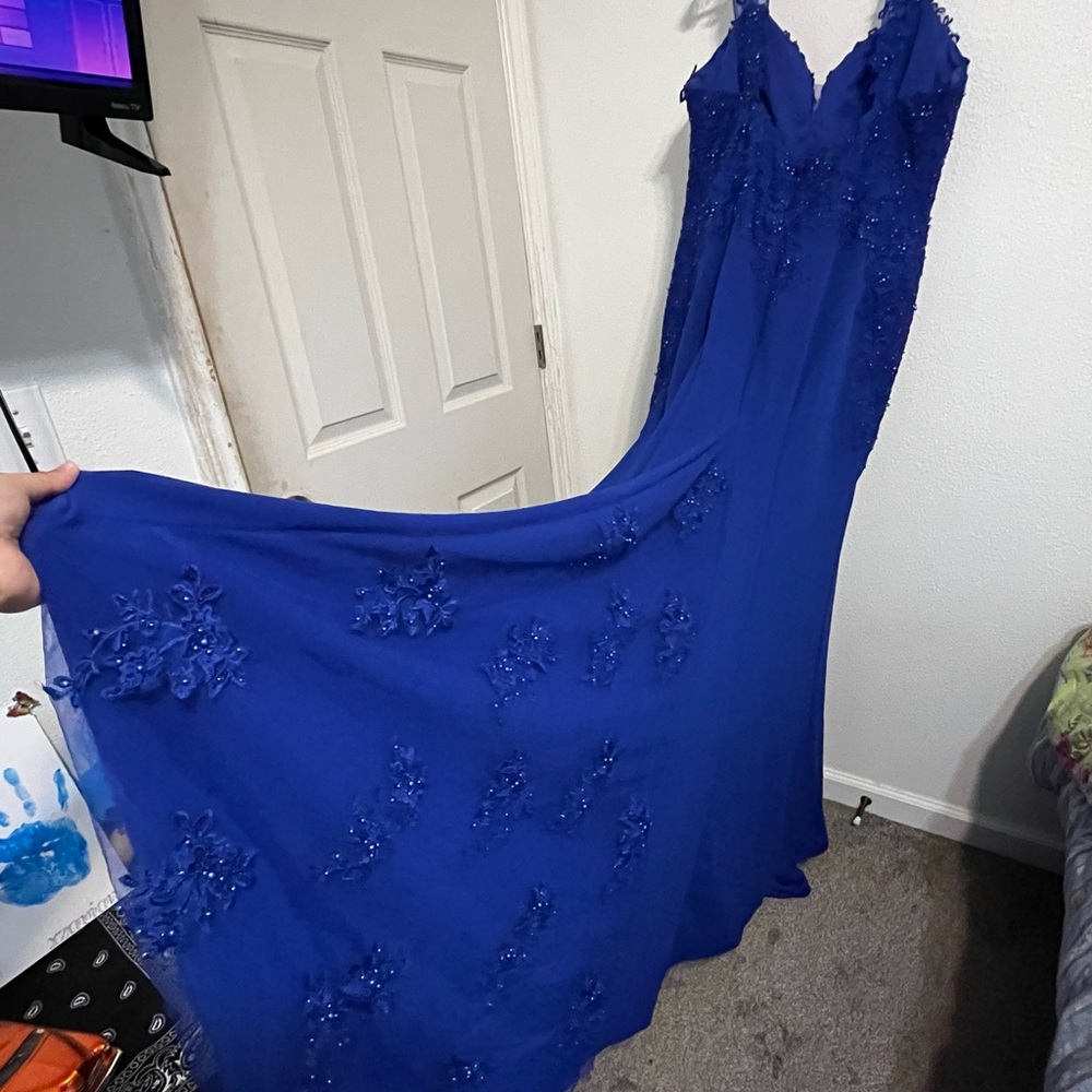 Royal blue, Peacock like train, Very long, Style: 7652 Size: 2X Talla: ZE-Grande